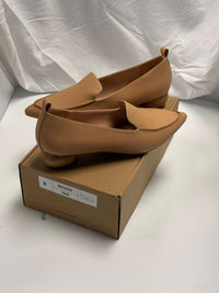 JOURNEE COLLECTION WOMEN'S MAGGS LOAFER FLAT in tan - women's flats - detail view