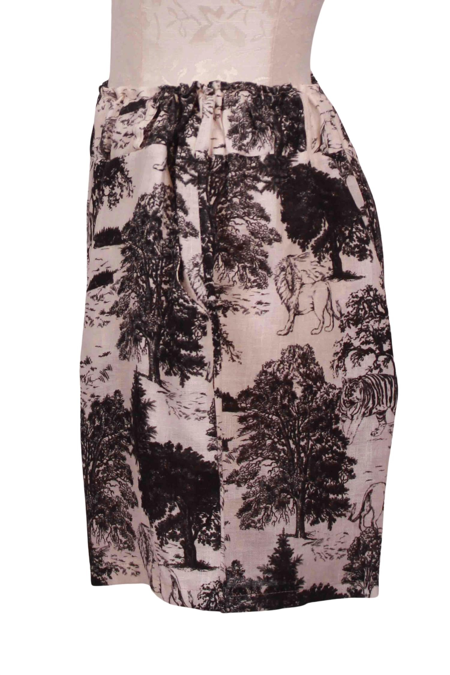 Scandal Italy - Women's Lion Linen Short