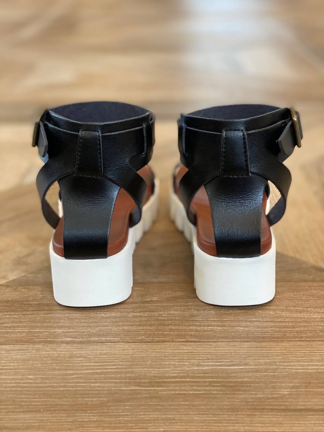 Mia - Women's Rina Platform Sandal