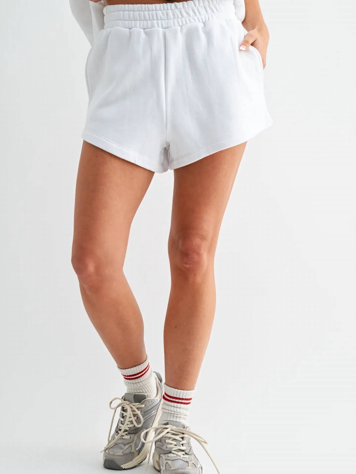 Mono B - The Electric Cloud Short Set