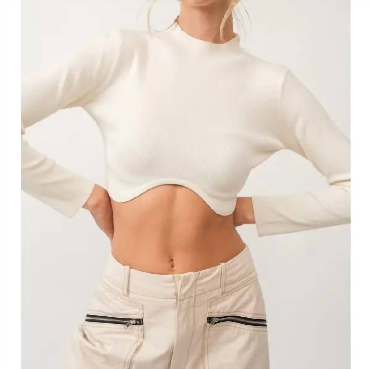 Papermoon - Remi Long Sleeve Button Slim Fit Crop Top