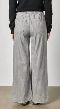 Lilla P - Denim Straight Leg Pant