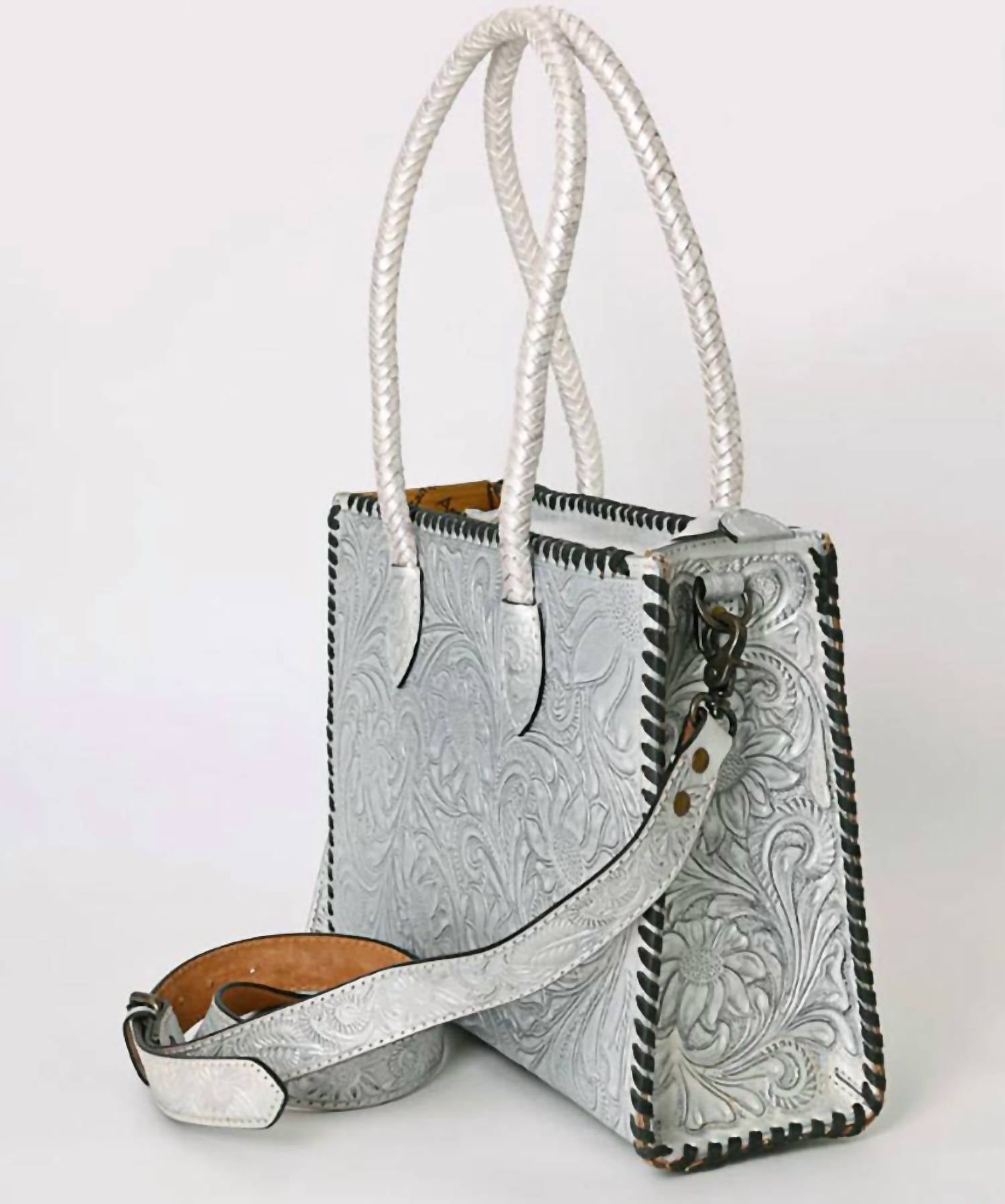 American Darling Women's Essential Wristlet in silver 1 - women's bag - detail view