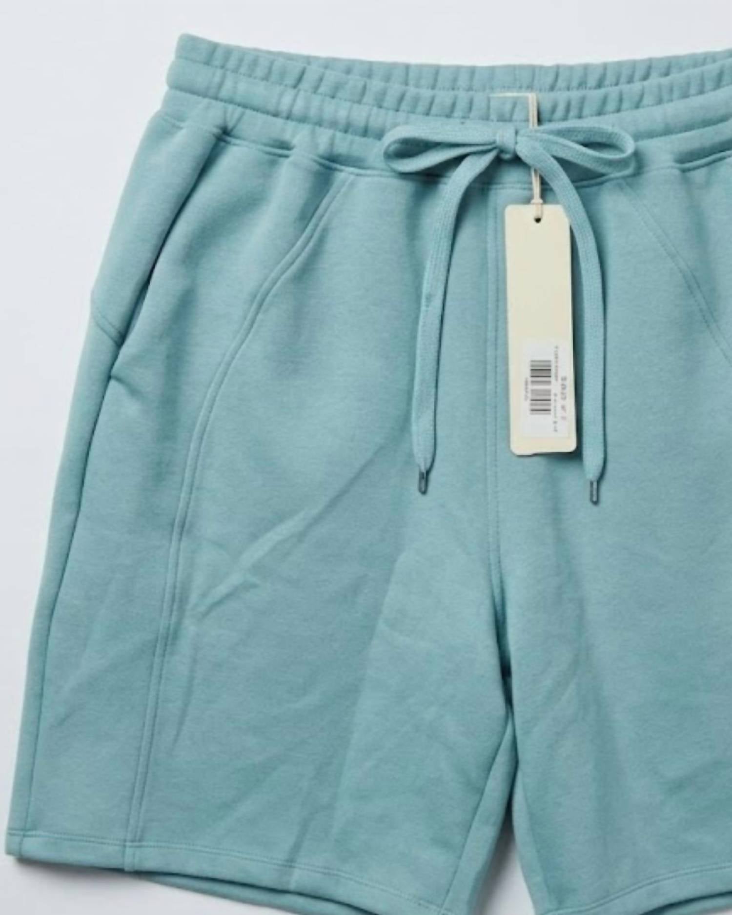 Yelete Unisex - Scuba Short With Pockets in light blue - women's shorts - detail view