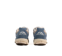 New Balance - Men's 2002r Sneakers