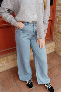 Z Supply - Women's Mia Loose Wide Leg Denim Pant