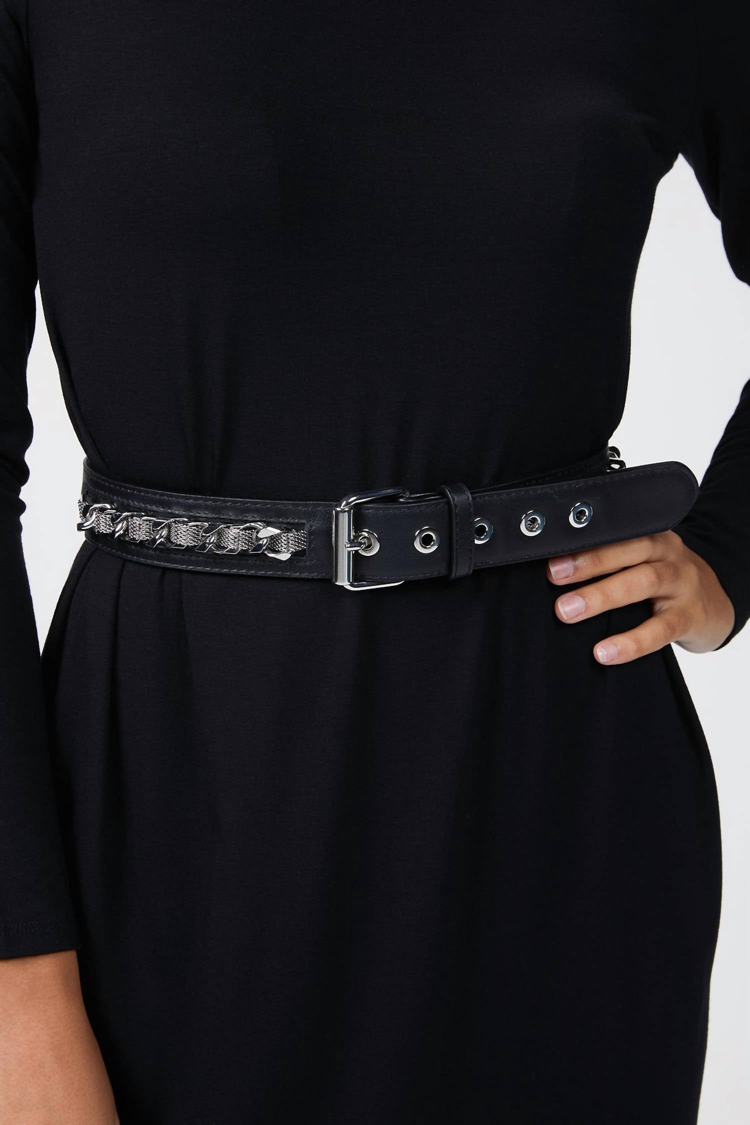 LEATHER BELT WITH CHAIN