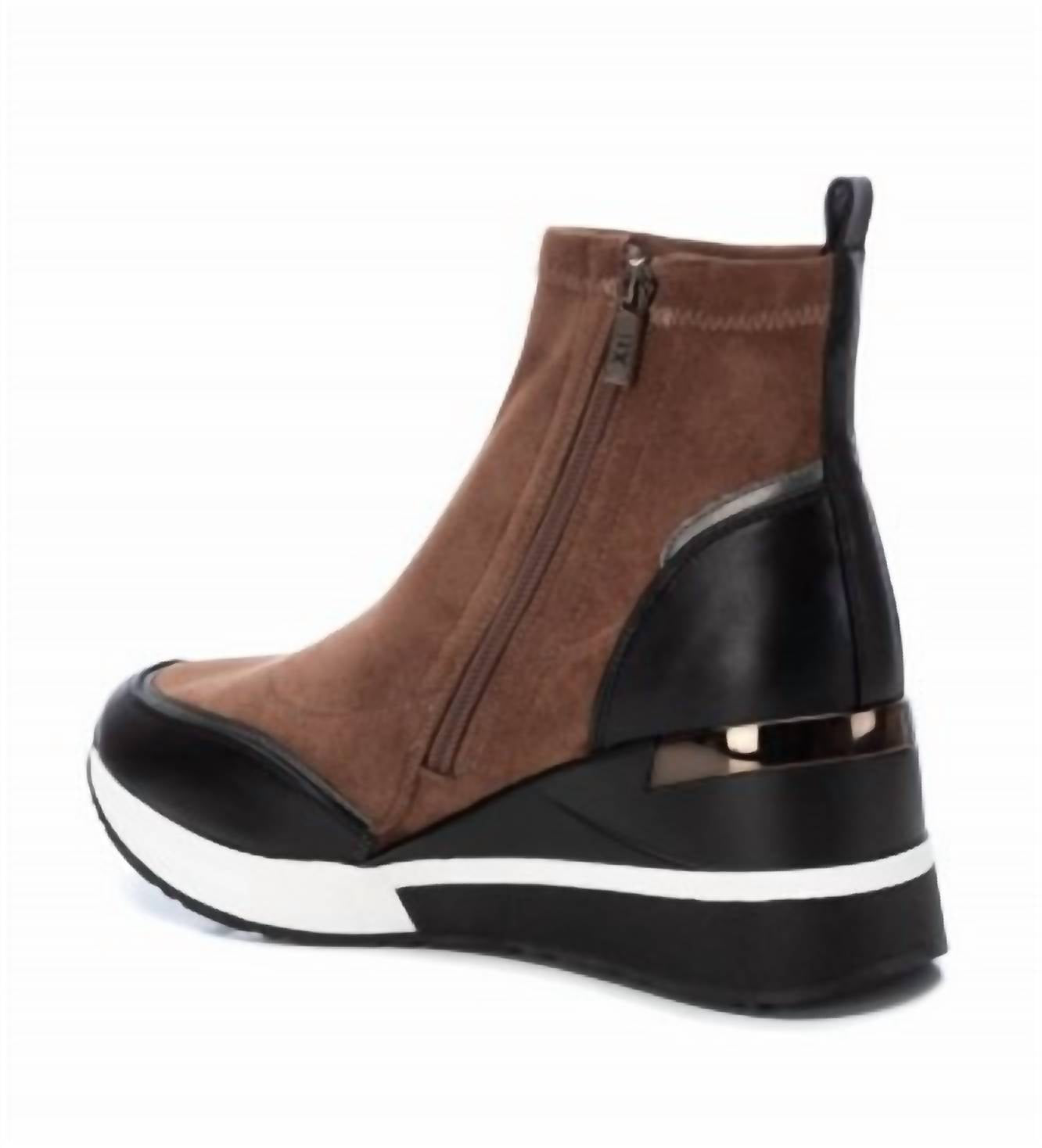 Xti - Women's Suede Wedge Booties
