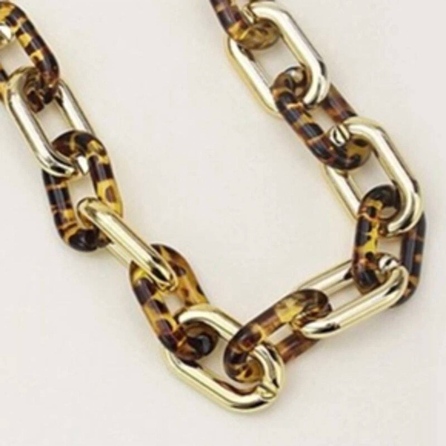 3Am By H&D Accessories - Women's Acrylic Chain Link Crossbody Phone Strap