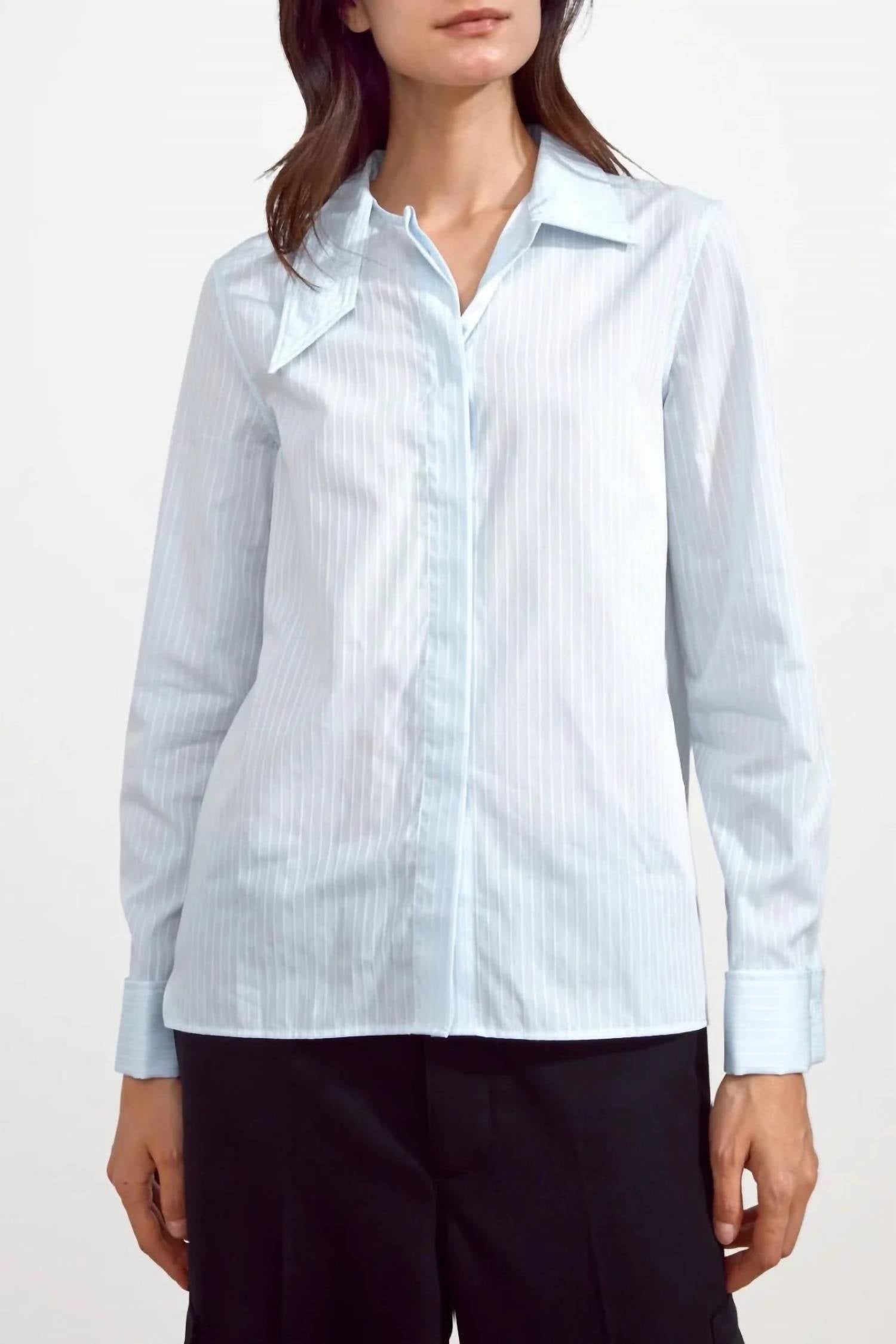 WE-AR4 Smart Button Down Shirt in pale blue - women's shirt