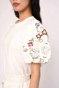 Love The Label - Lail Short Sleeve Tee