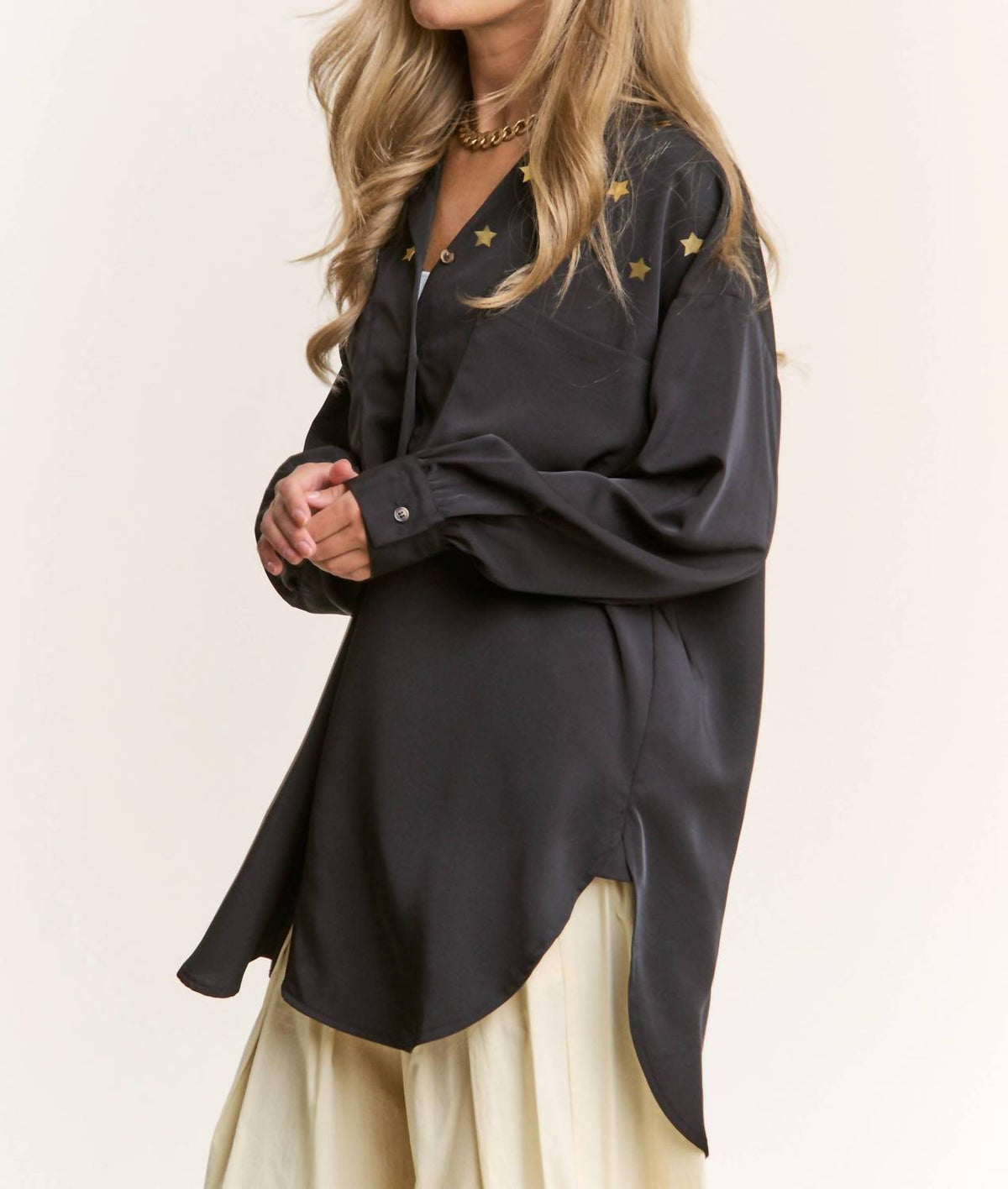 J.Nna - Stamped Star Button-Up Tunic Blouse