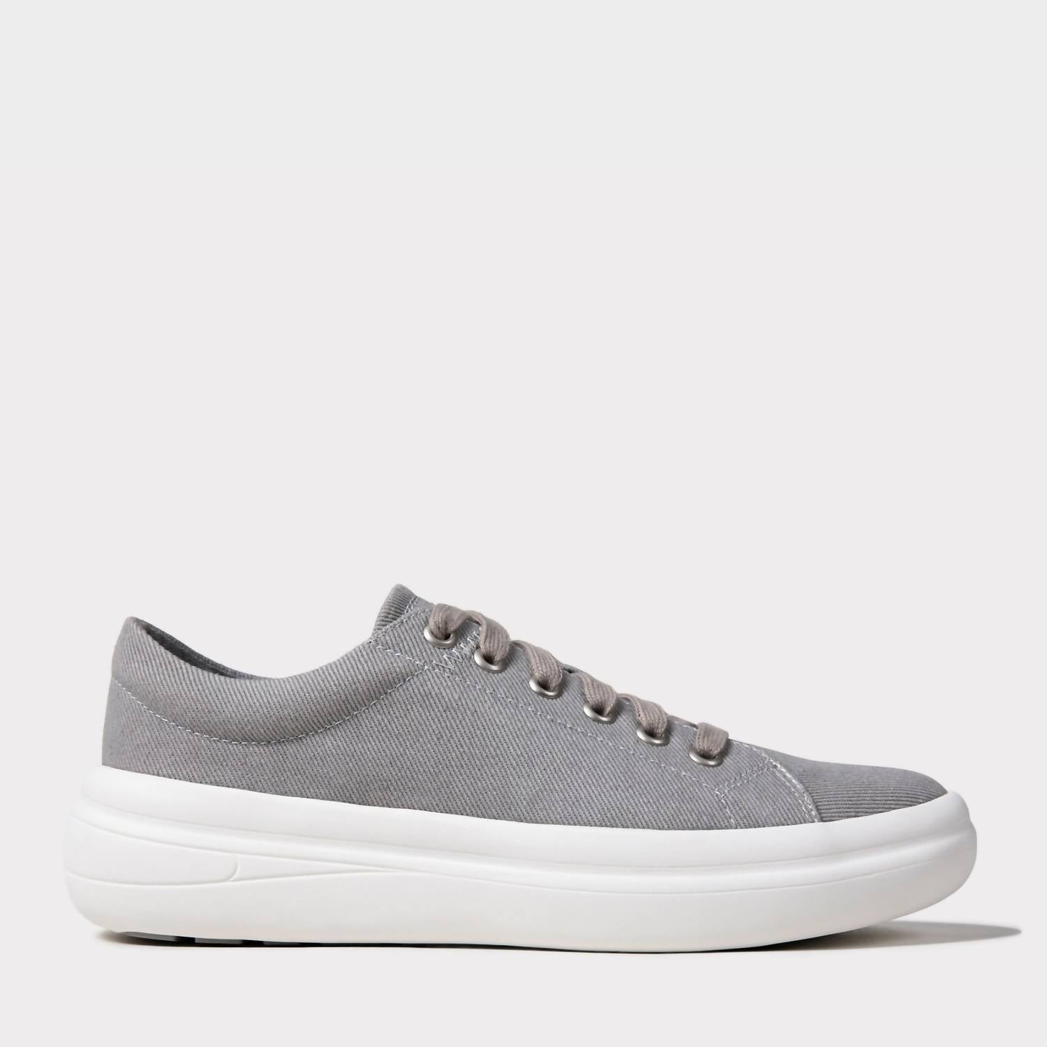 Lamo Women's Classic Makenna Sneaker in grey - women's sneaker