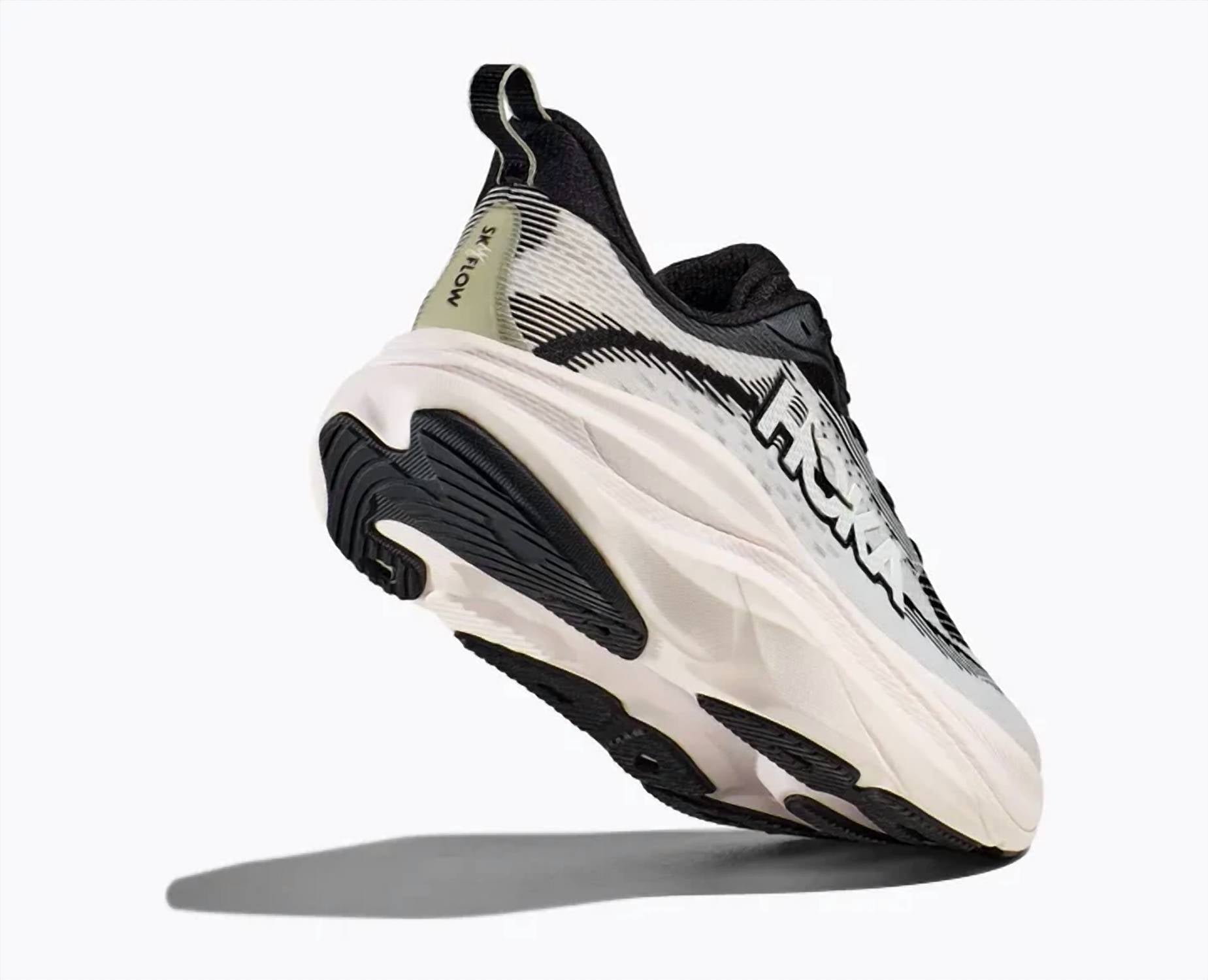 Hoka - Women's Skyflow Sneaker