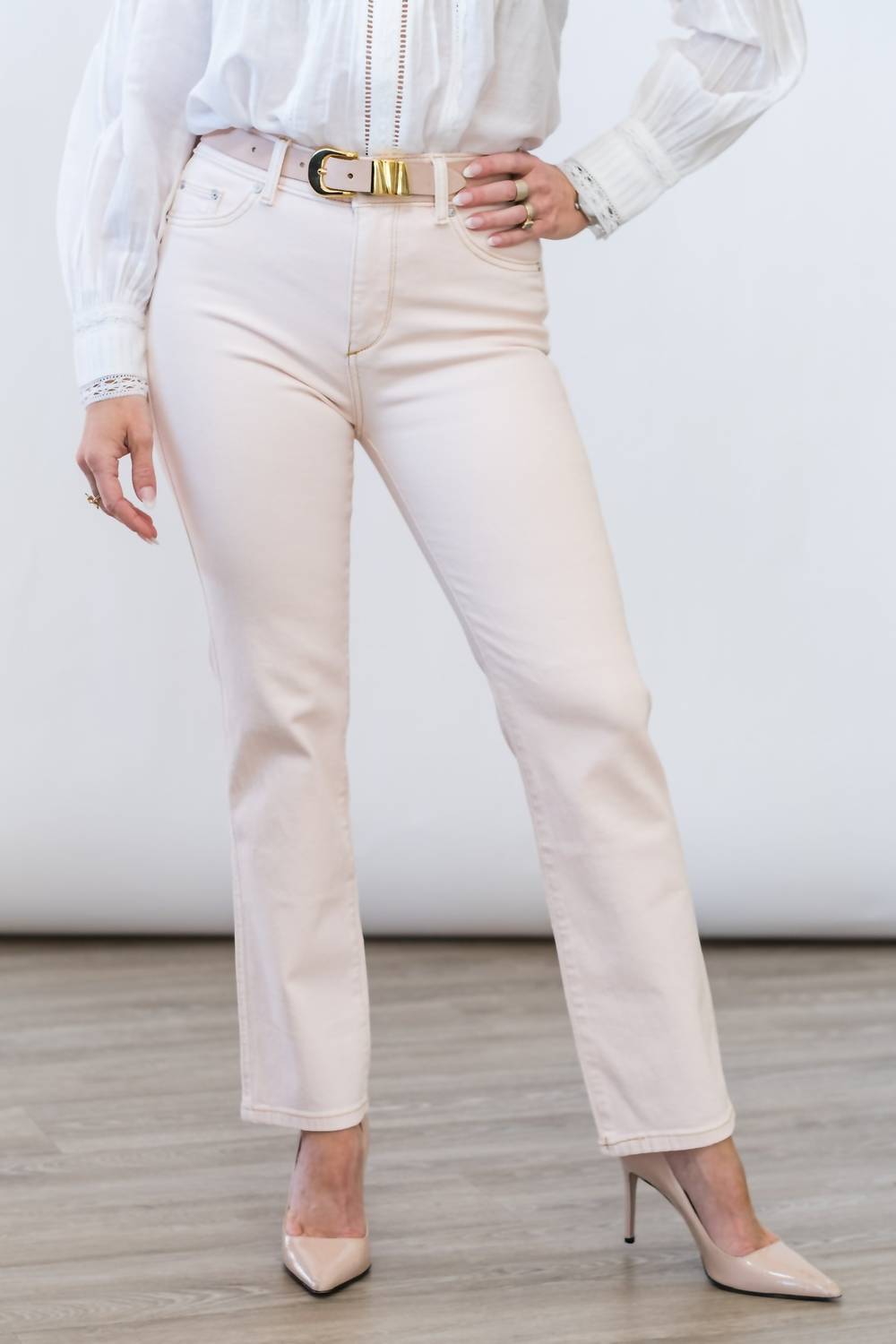 DL1961 - Women's Mara Straight Mid Rise Ankle Jean in ballet - women's jeans - detail view