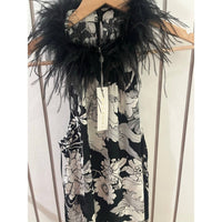 Trina Turk - Sleeveless Floral Blouse With Feathers