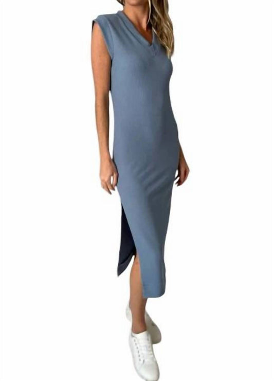 Six/Fifty - Leonore Ribbed V-Neck Dress