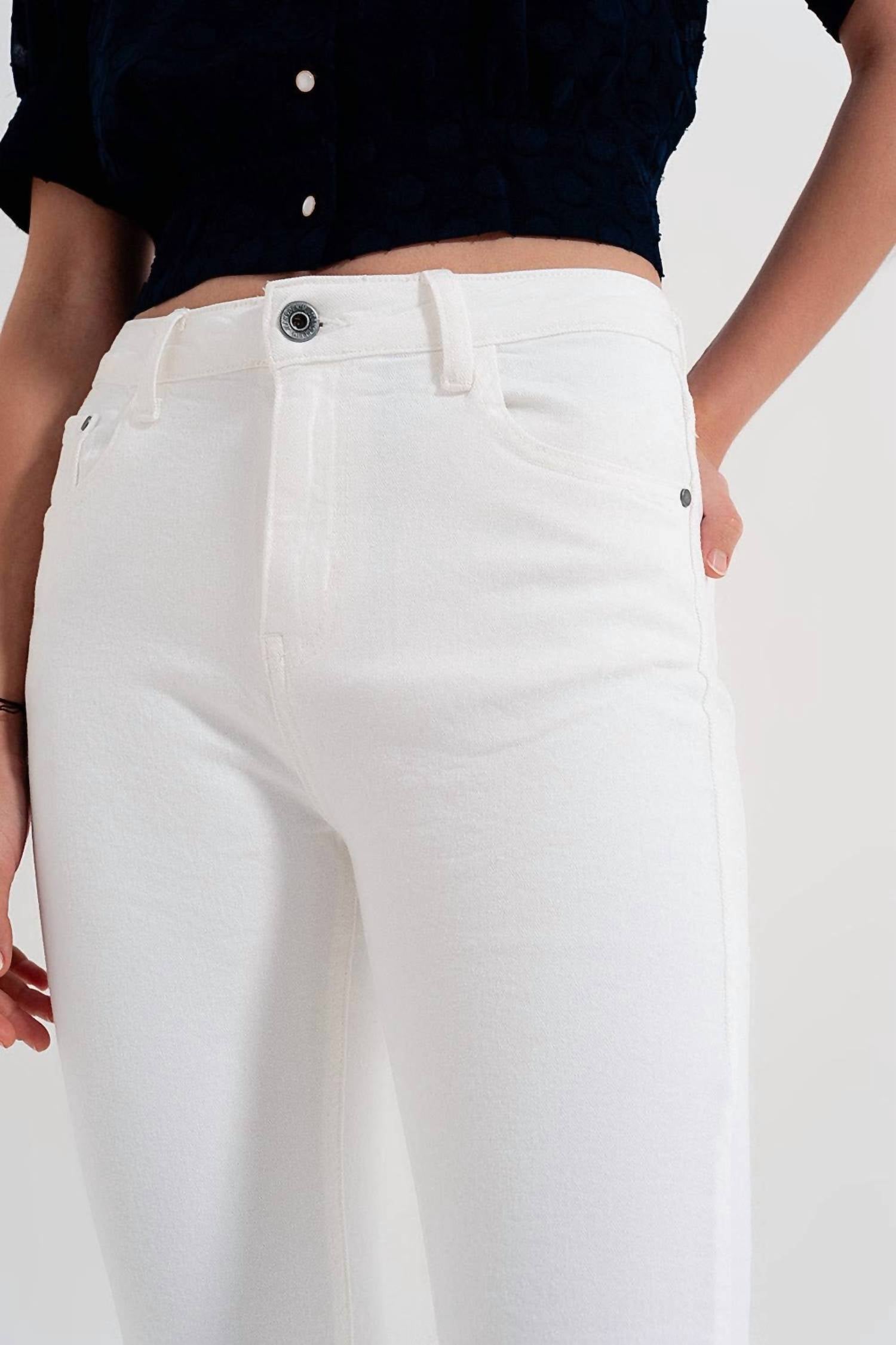 Q2 - Cameron Cropped Flare Jean With Raw Hem