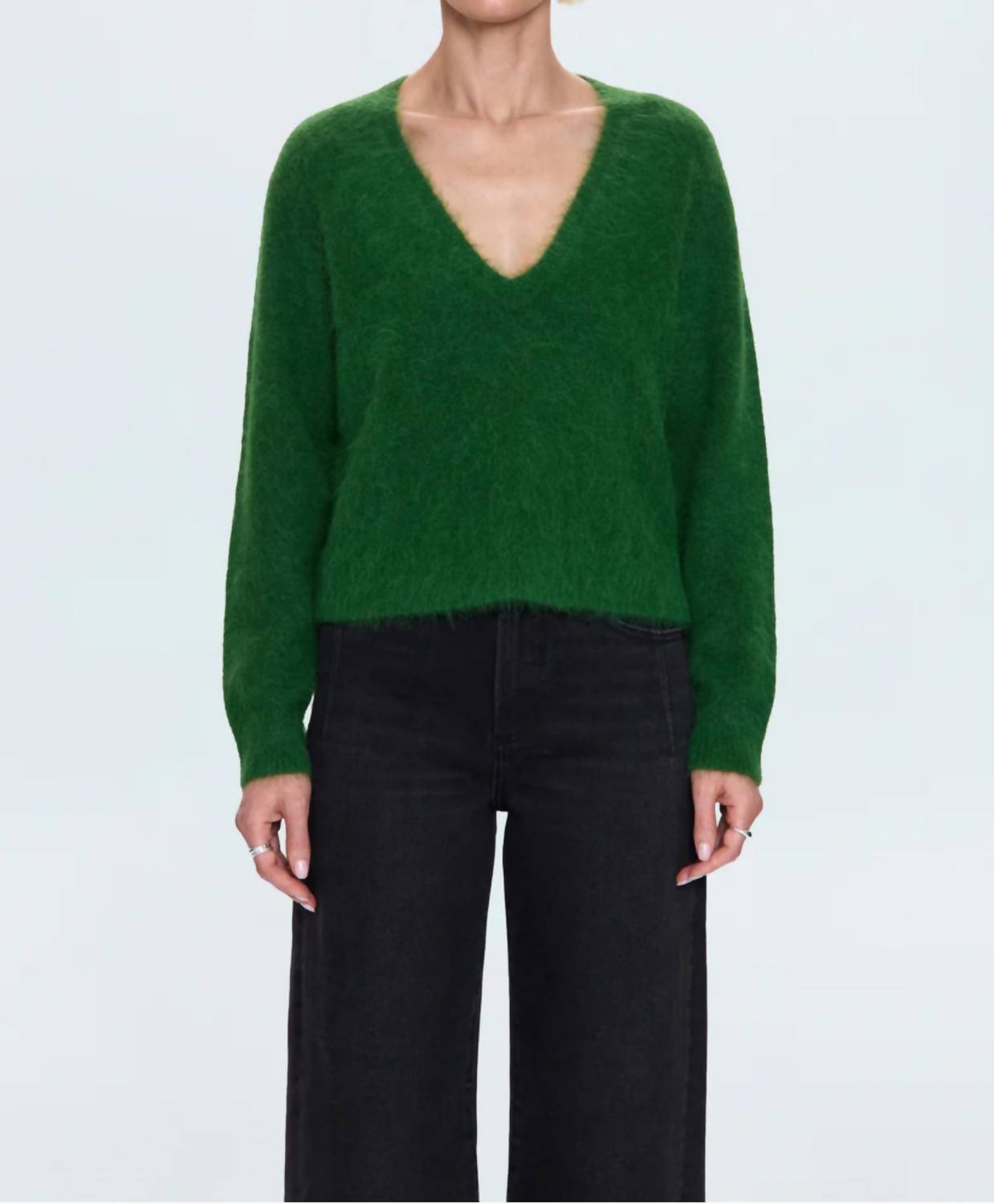 Pistola - V-neck Long Sleeve Pullover