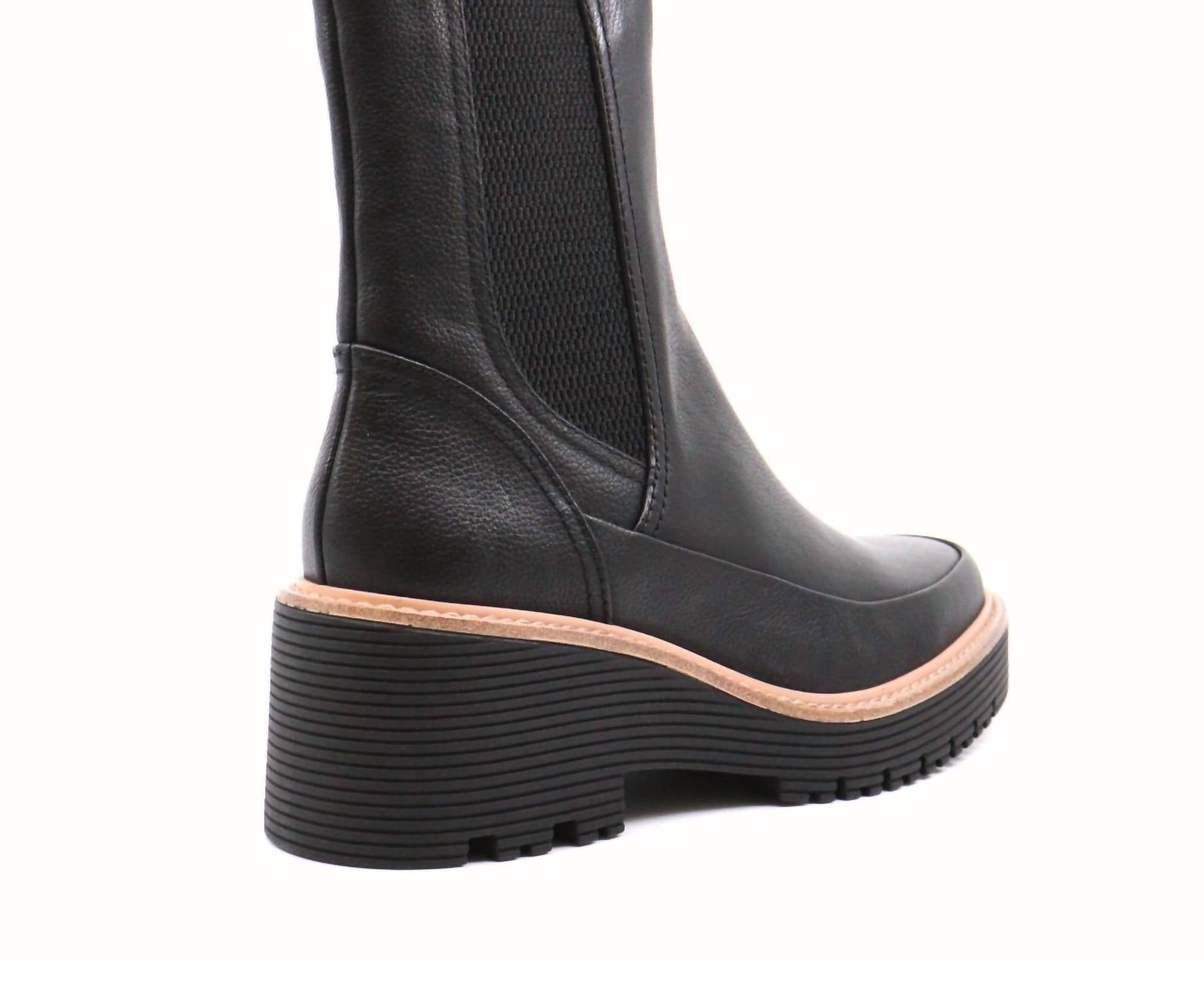 MARTA TOUMBLE BOOT