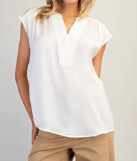 Ee:Some - Solid V-neck Cap Sleeve Top