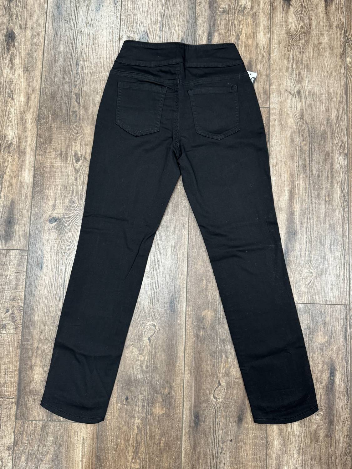 Ethyl womens staight leg in black - women's jeans - detail view