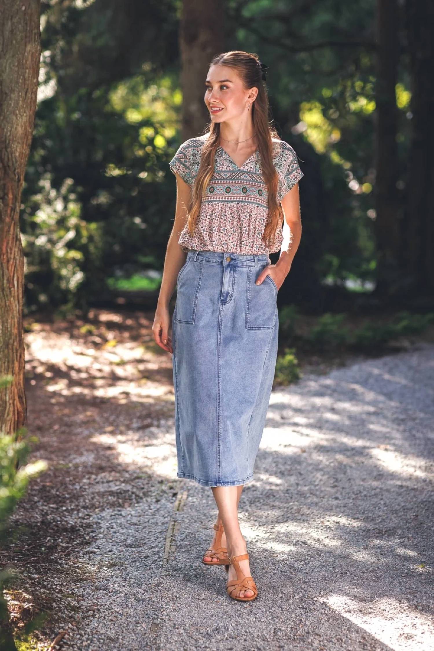 Papillon - Ditsy Peasant Short Sleeve Top