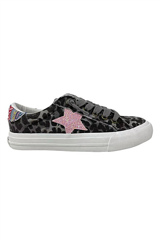 Very G - Women's Cosmic 2 Sneaker