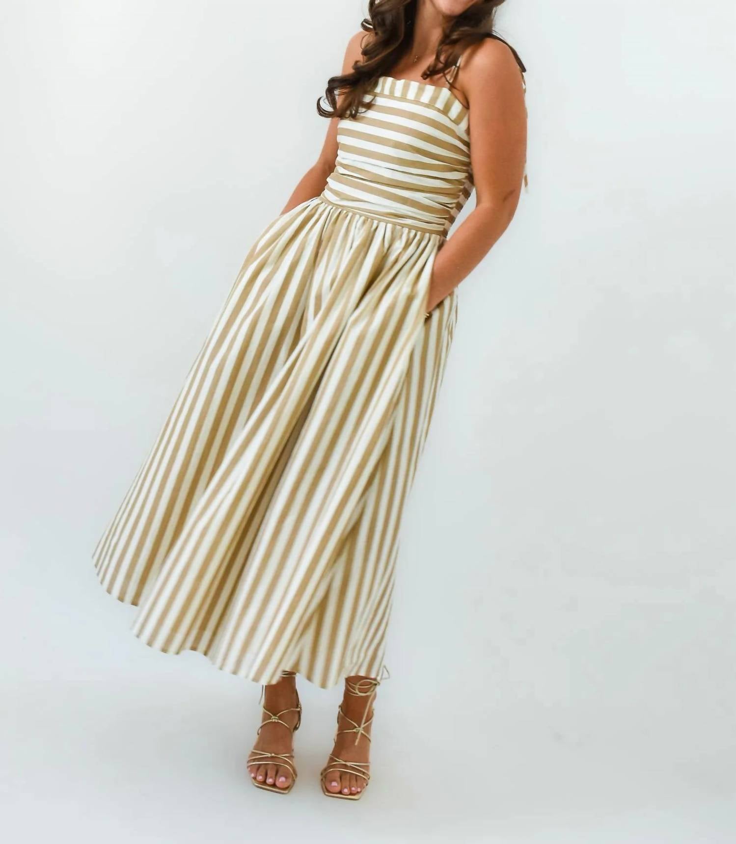 Sugarlips - Evelina Ruched Midi Dress