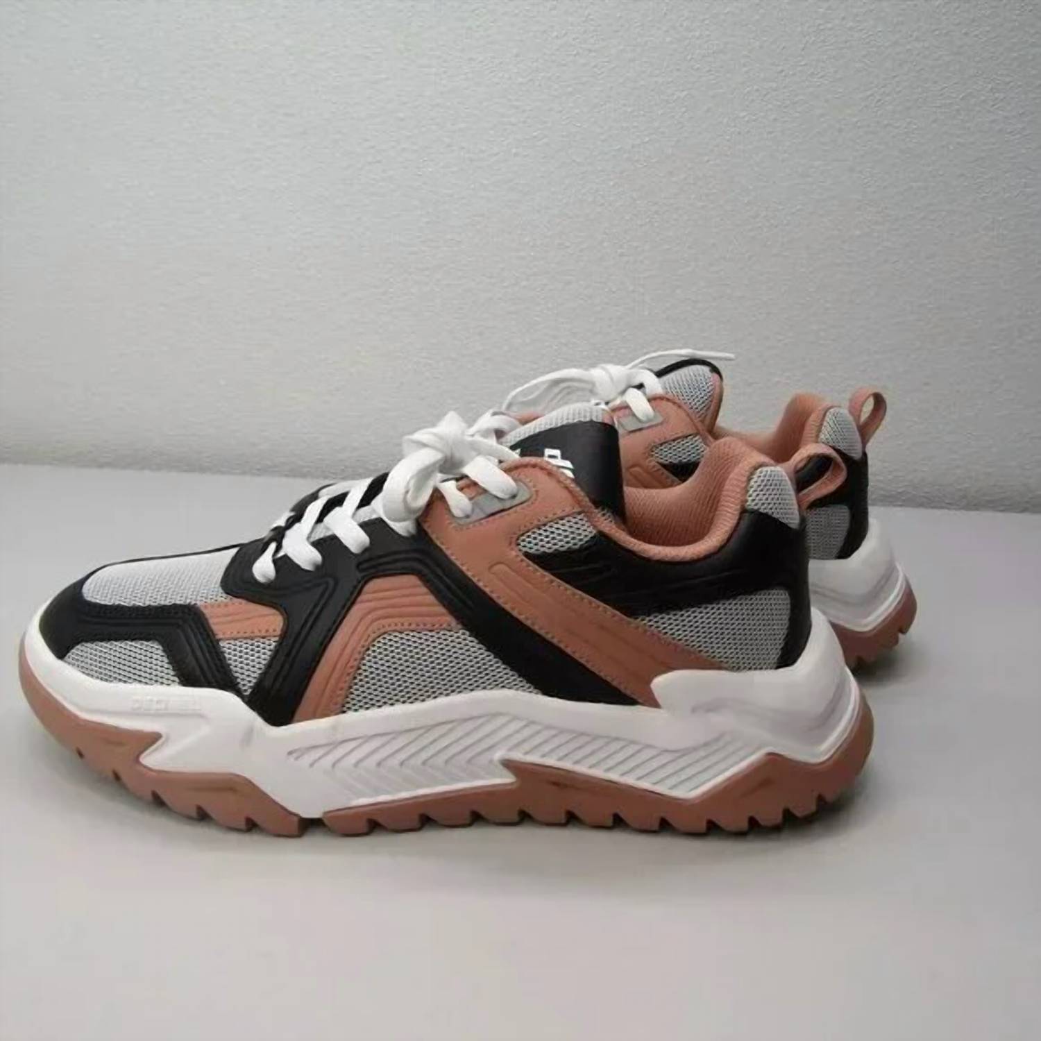 DECIBEL Men's Volume 1 Runners Sneakers in gray pink - men's shoe - alternate view