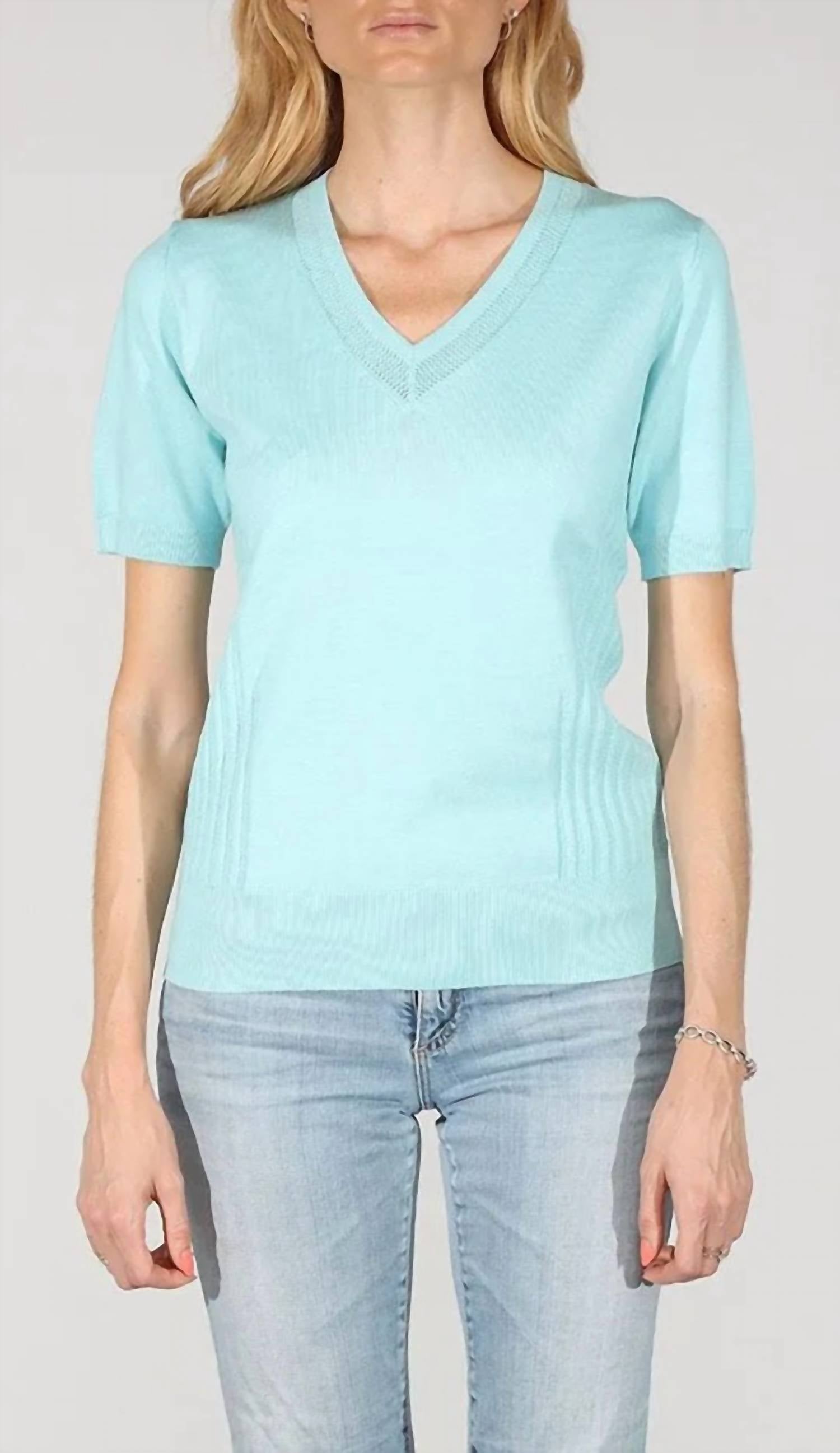 Metric Knits - Short Sleeve V Neck Top