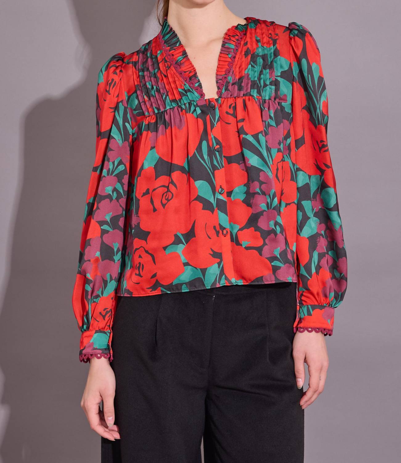 Alden Adair Oliver Long Sleeve Top in legacy floral leaf - women's blouse - view 5