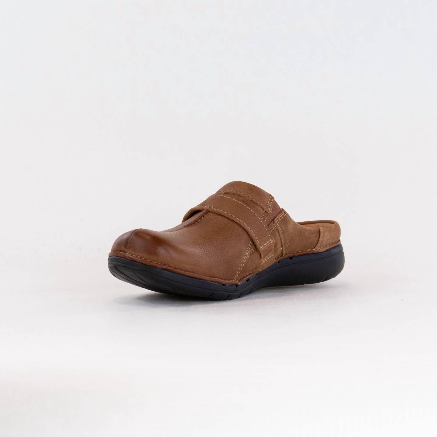 Clarks - Women's Un Loop Ease Slip On Shoes