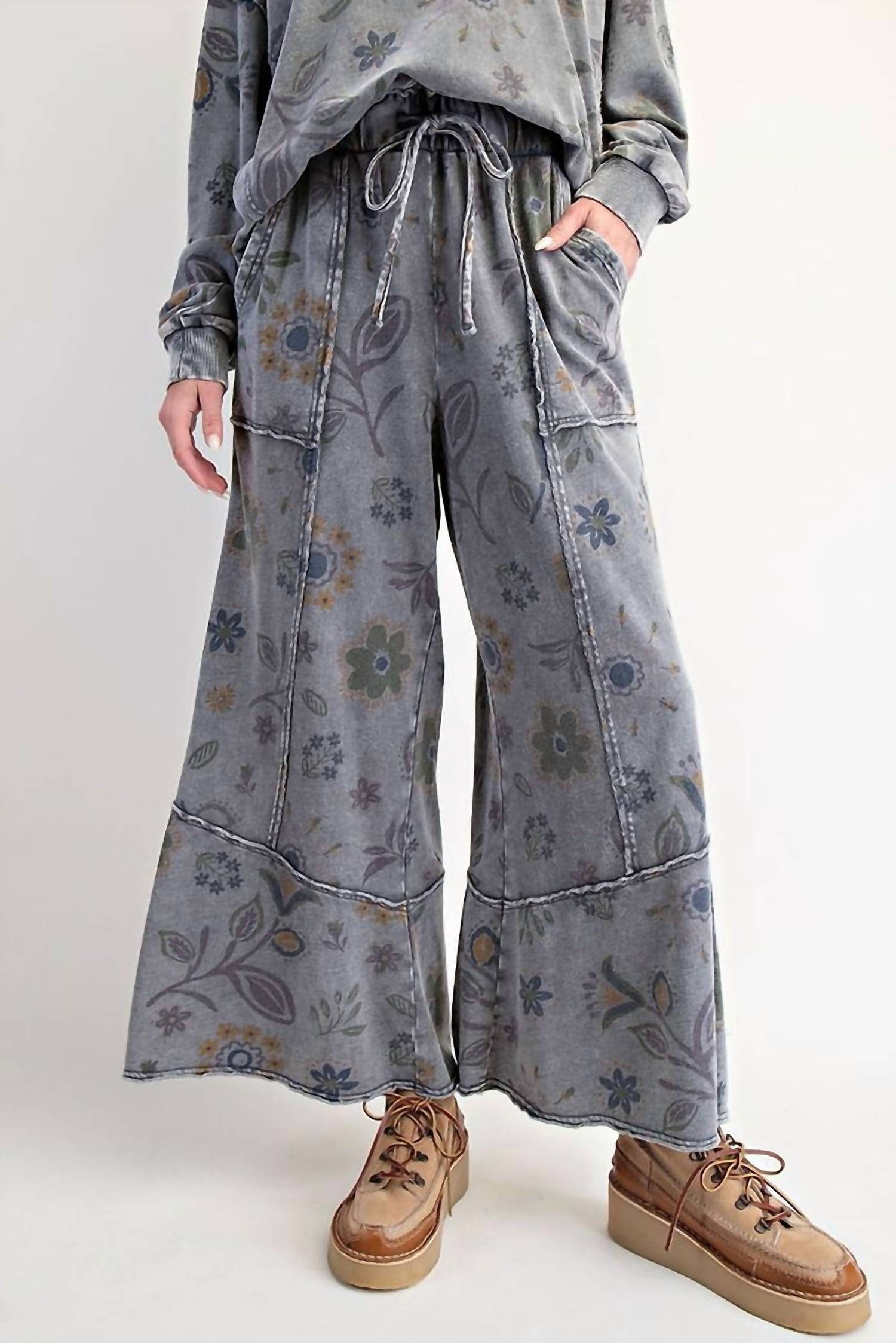Easel - Floral Printed Terry Pants
