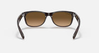 Ray Ban - New Wayfarer Classic Medium Polarized Sunglasses Rb2132 6608m2