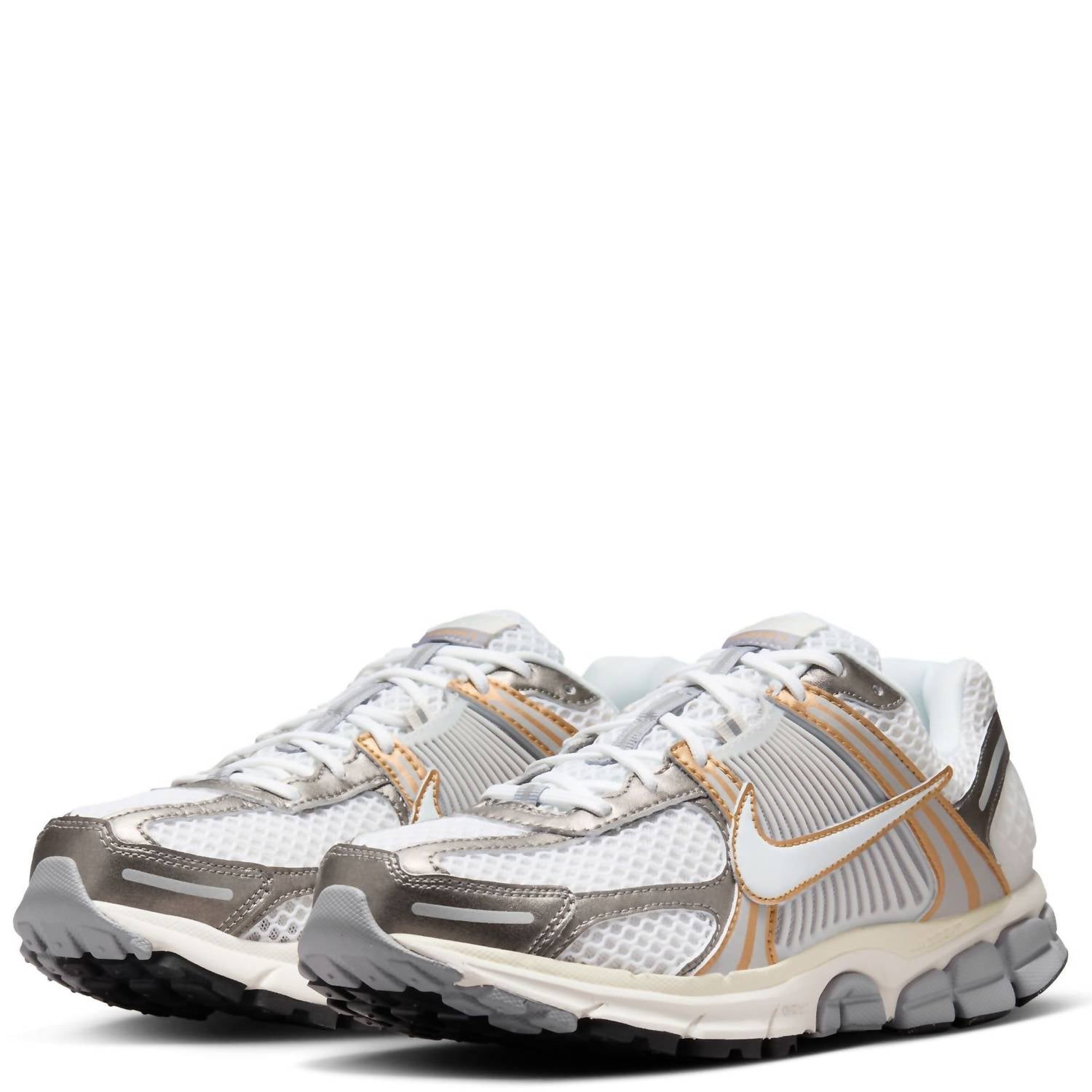 Nike - Men's Zoom Vomero 5 Shoes