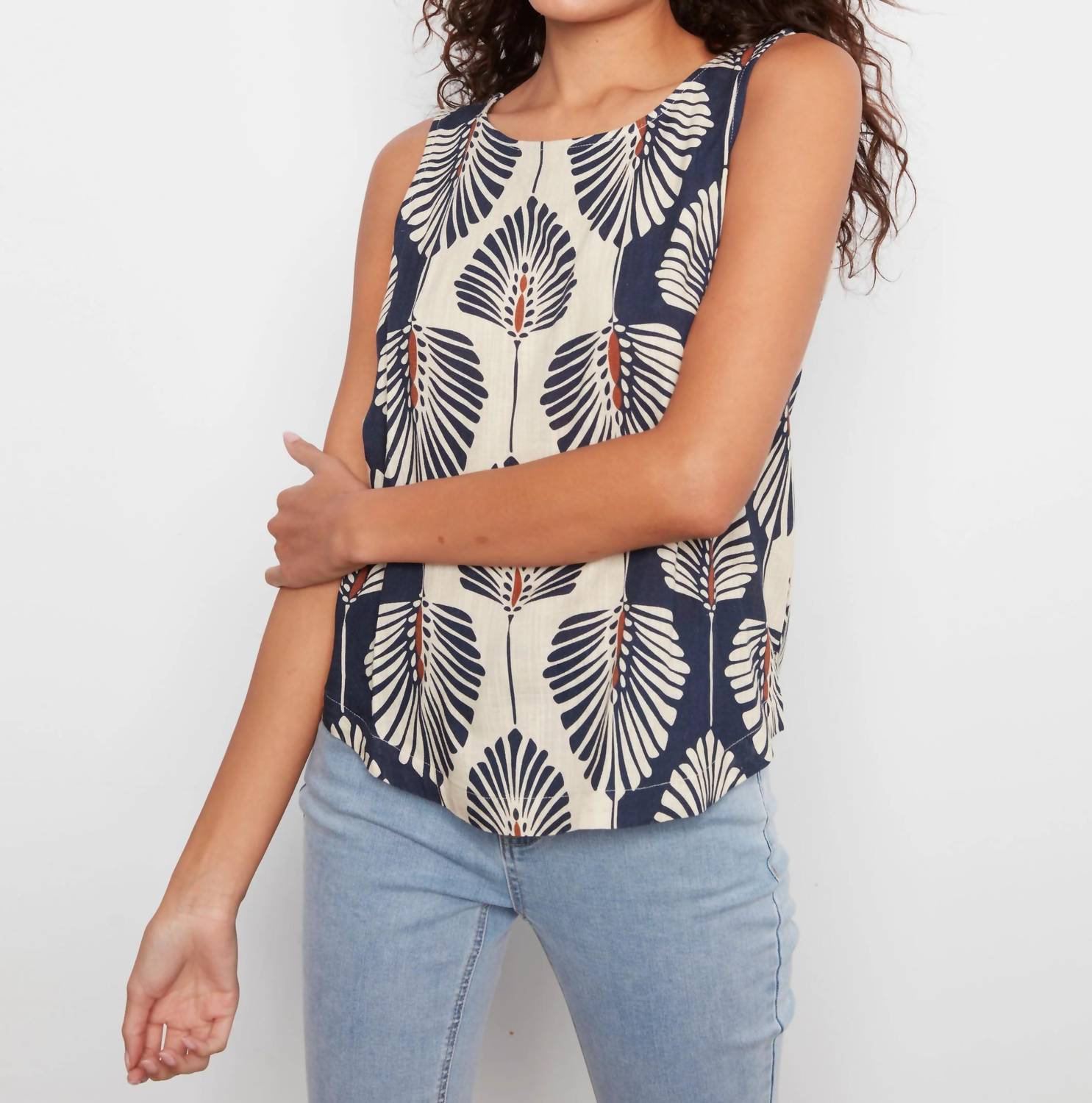 Charlie B - Sleeveless Linen Round Hem Blouse