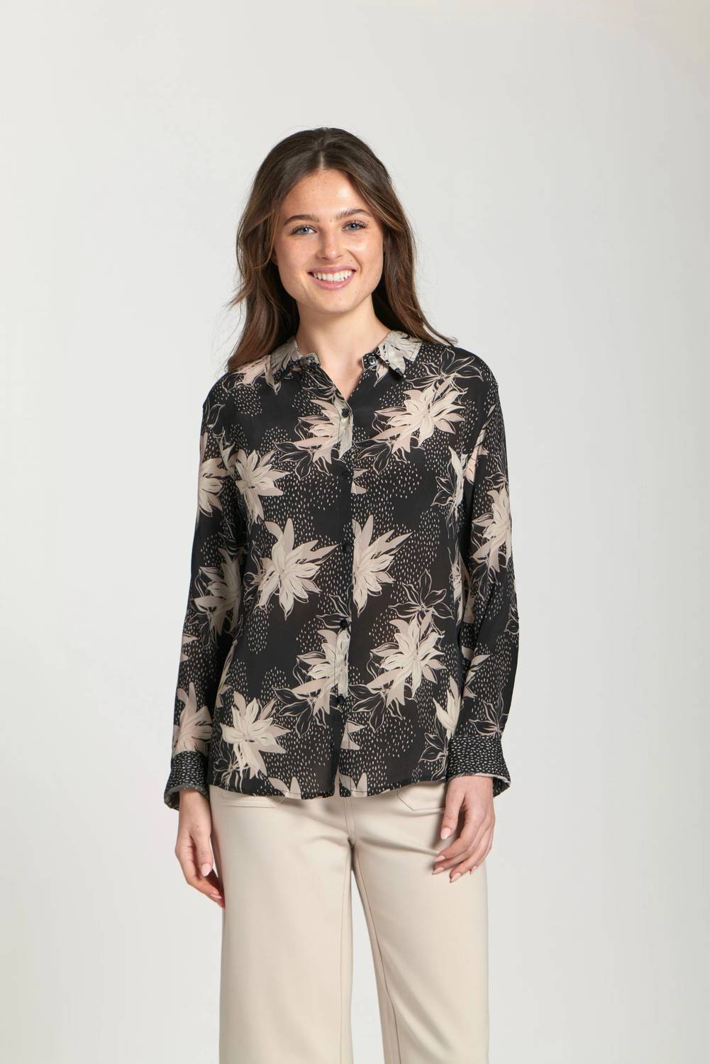 Apny - Button-up Blouse With Roll Sleeve