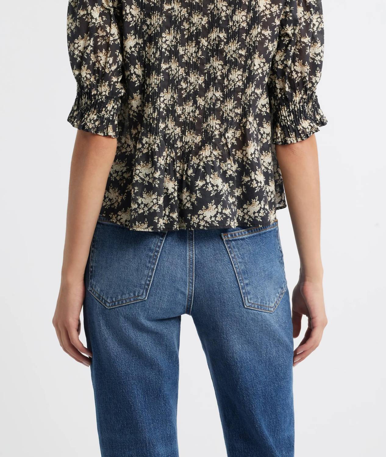 Dôen - Henri V-neck Blouse