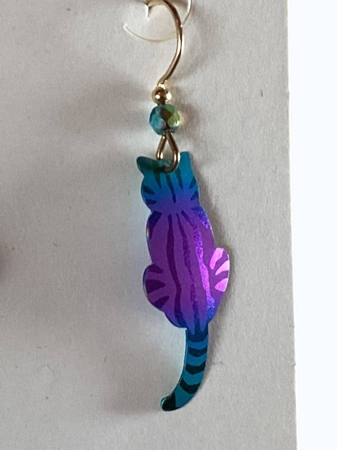 Holly Yashi - Women's Sitting Kitty Drop Earring