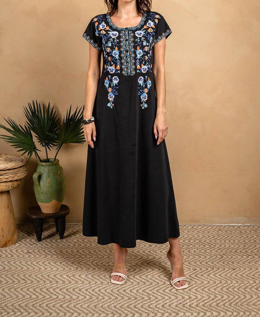 Paparazzi - Embroidered Jersey Knit Maxi Dress