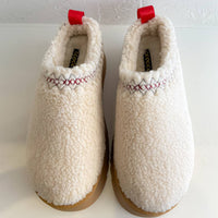 CCOCCI Women's Isaac Sherpa Platform Slipper in white - women's shoe - detail view