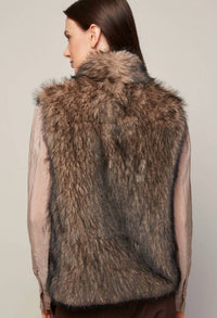 Adroit Atelier - Blossom Faux Fur Sleeveless Vest