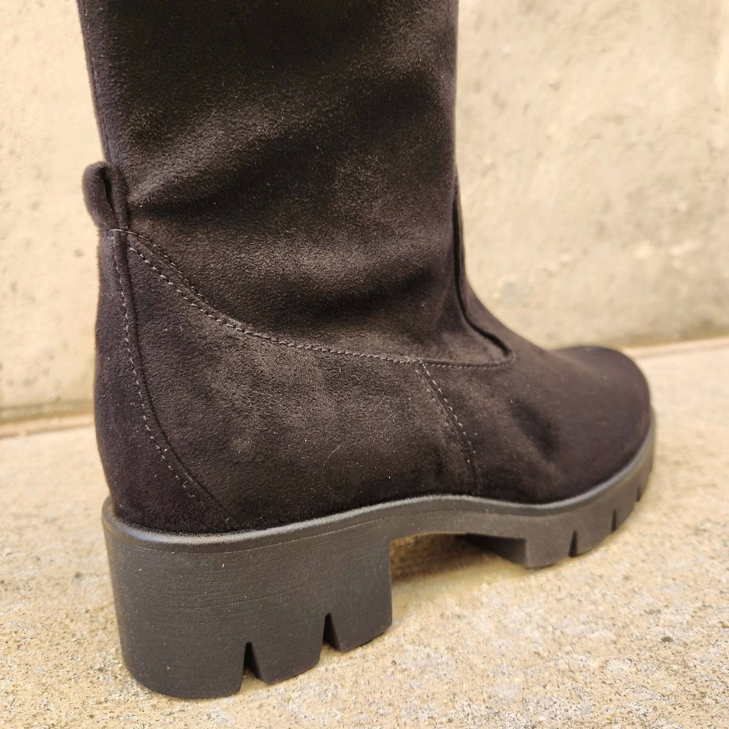 Gabor - Women's Suede High Calf Boots