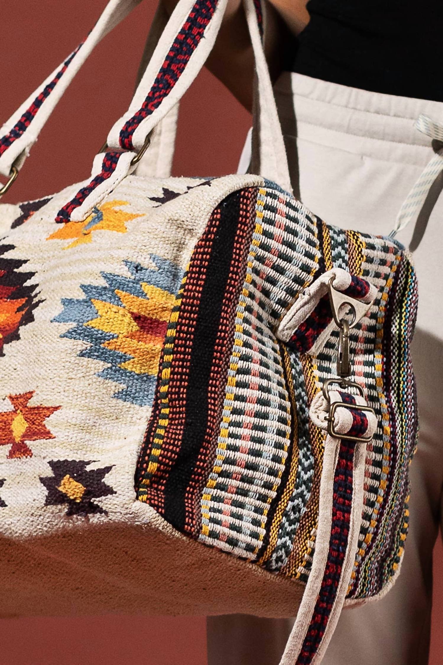 Urbanista - Women's Handmade Navajo Pattern Cotton Duffel Bag With Suede Straps