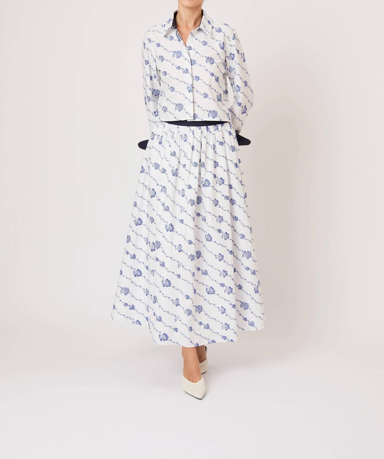 Rosie Assoulin - Easy Does It Winding Vines Embroidery Skirt