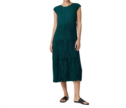 Eileen Fisher - Jewel Neck Tiered Pleated Dress