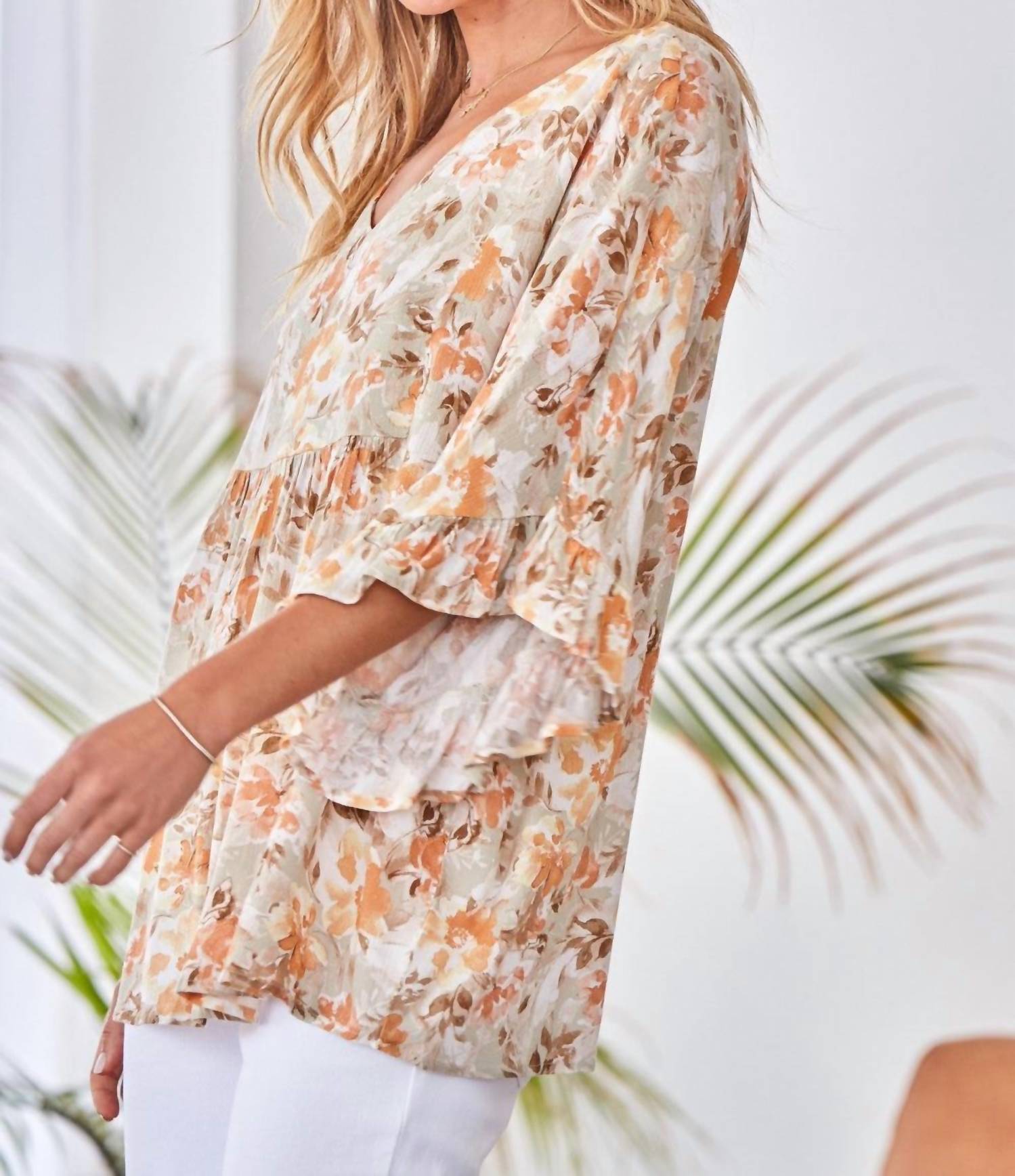 Andree By Unit - Floral Ruffle Sleeve Top