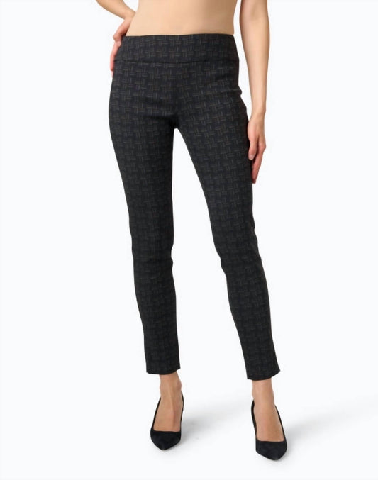Elliott Lauren - Logomania Pull On Ankle Pant