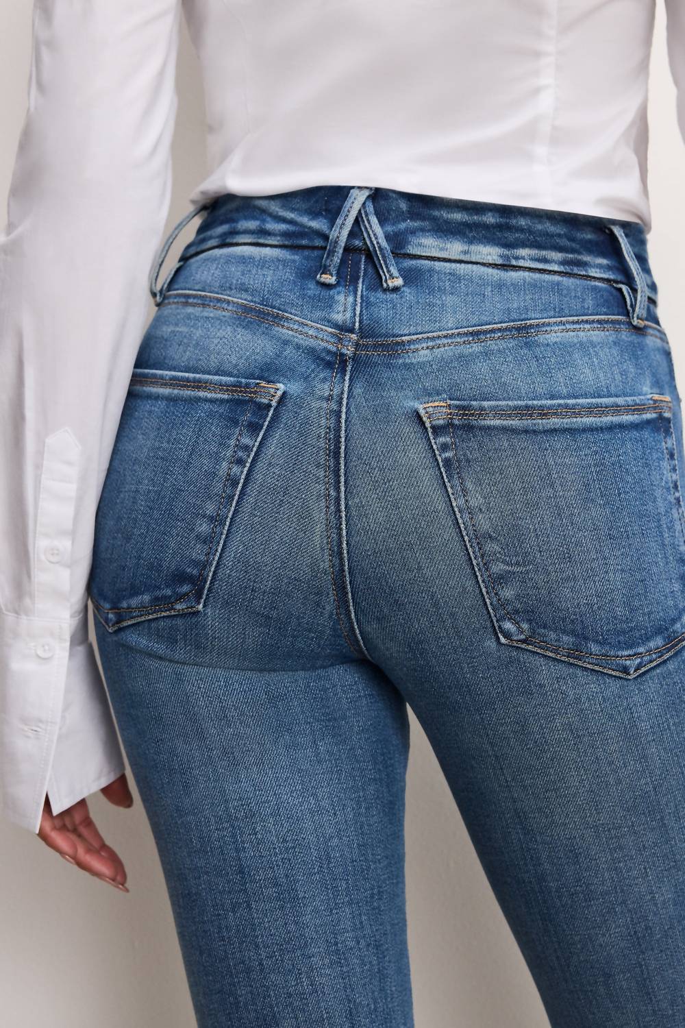 Good American - Soft Tech Good Classic Bootcut Jeans